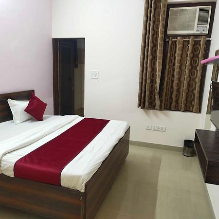 Kartik Inn Jaipur Buitenkant foto