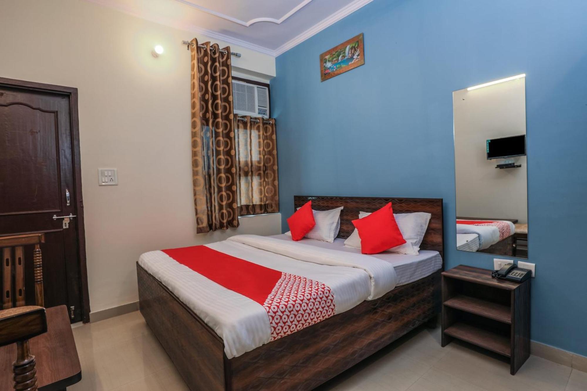 Kartik Inn Jaipur Buitenkant foto